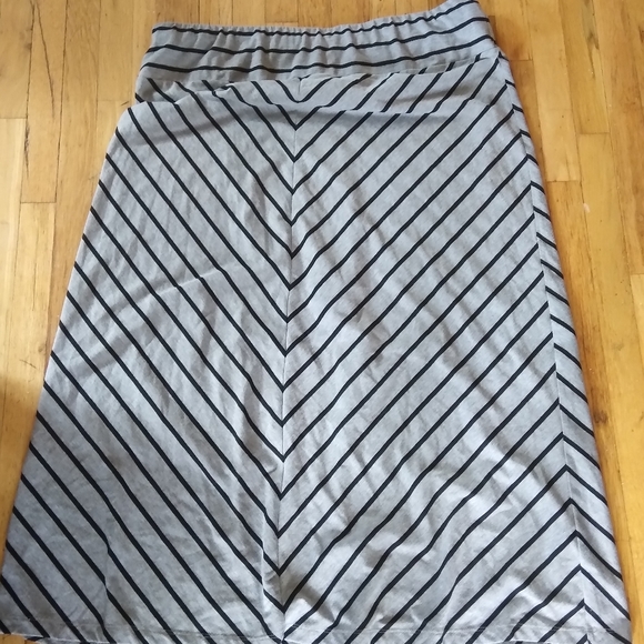 Pants - Picture 5 of 8